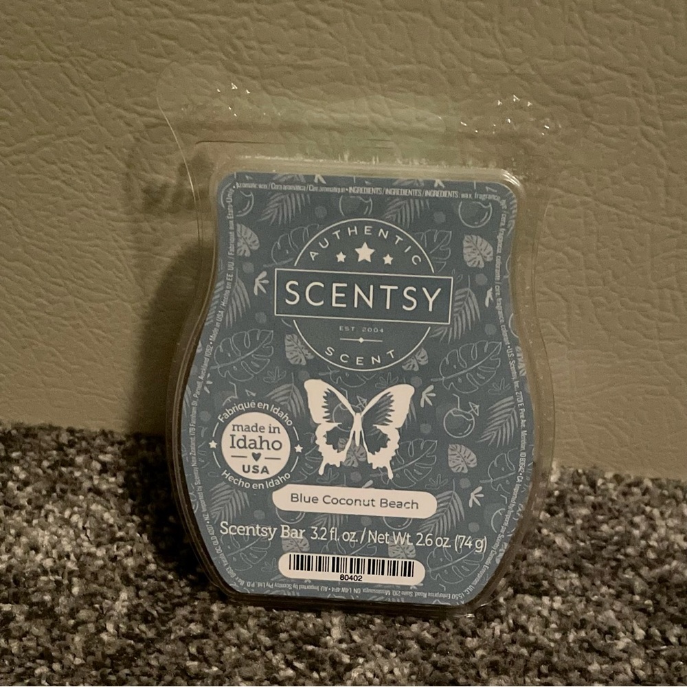 Blue Coconut Beach Scentsy Bar - MIX & MATCH 3 for $18